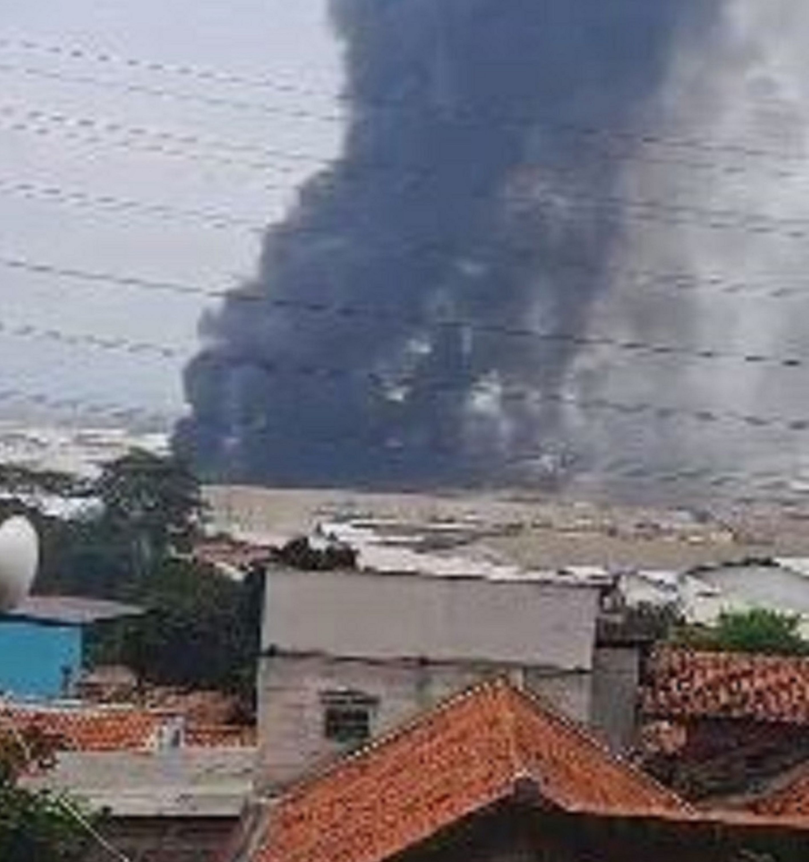Kebakaran besar terjadi di sebuah pabrik yang ada di Rancaekek, Kabupaten Bandung, Kamis 29 Februari 2024.