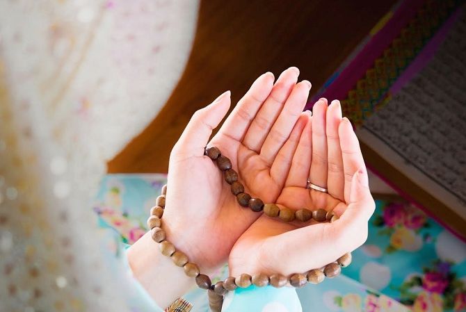 Berikut ini doa puasa hari ketiga Ramadhan 2023 dengan huruf Arab, latin, berikut dengan terjemahannya.*