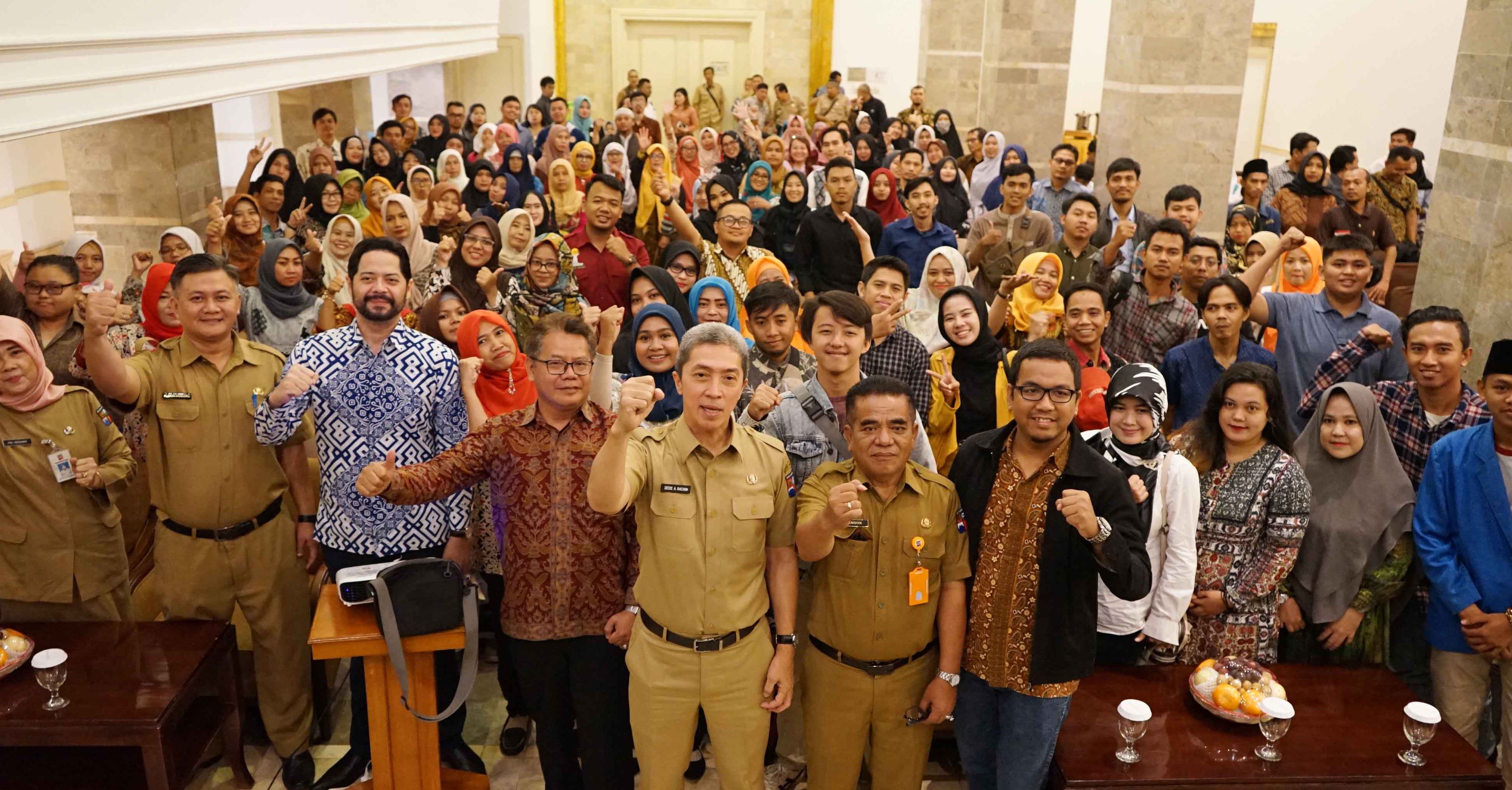 Pemkot Bogor melalui Dinas Koperasi dan Usaha, Mikro, Kecil dan Menengah (UMKM) menyelenggarakan kegiatan pelatihan bertajuk 'Pengembangan Wirausaha Baru' di Hotel Salak Heritage, Jalan Ir. H. Juanda