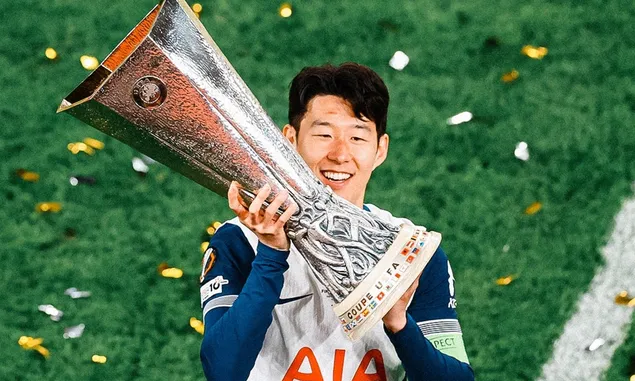 UEFA Sampaikan Permintaan Maaf kepada Tottenham Hotspur Atas Medali yang Terlambat