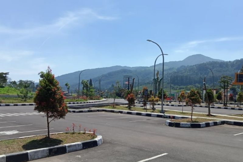 Rest Area Gunung Mas, Puncak, Kabupaten Bogor.
