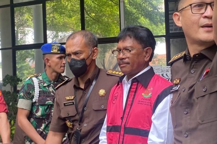 Setelah Ditetapkan Sebagai Tersangka Dugaan Kasus Korupsi, Johnny G Plate Ditahan Kejagung