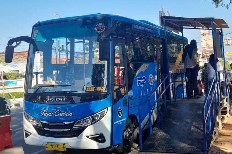 Tiga Tahun Hanya Diparkir, DPRD Minta BRT Trans Cirebon Bisa ...