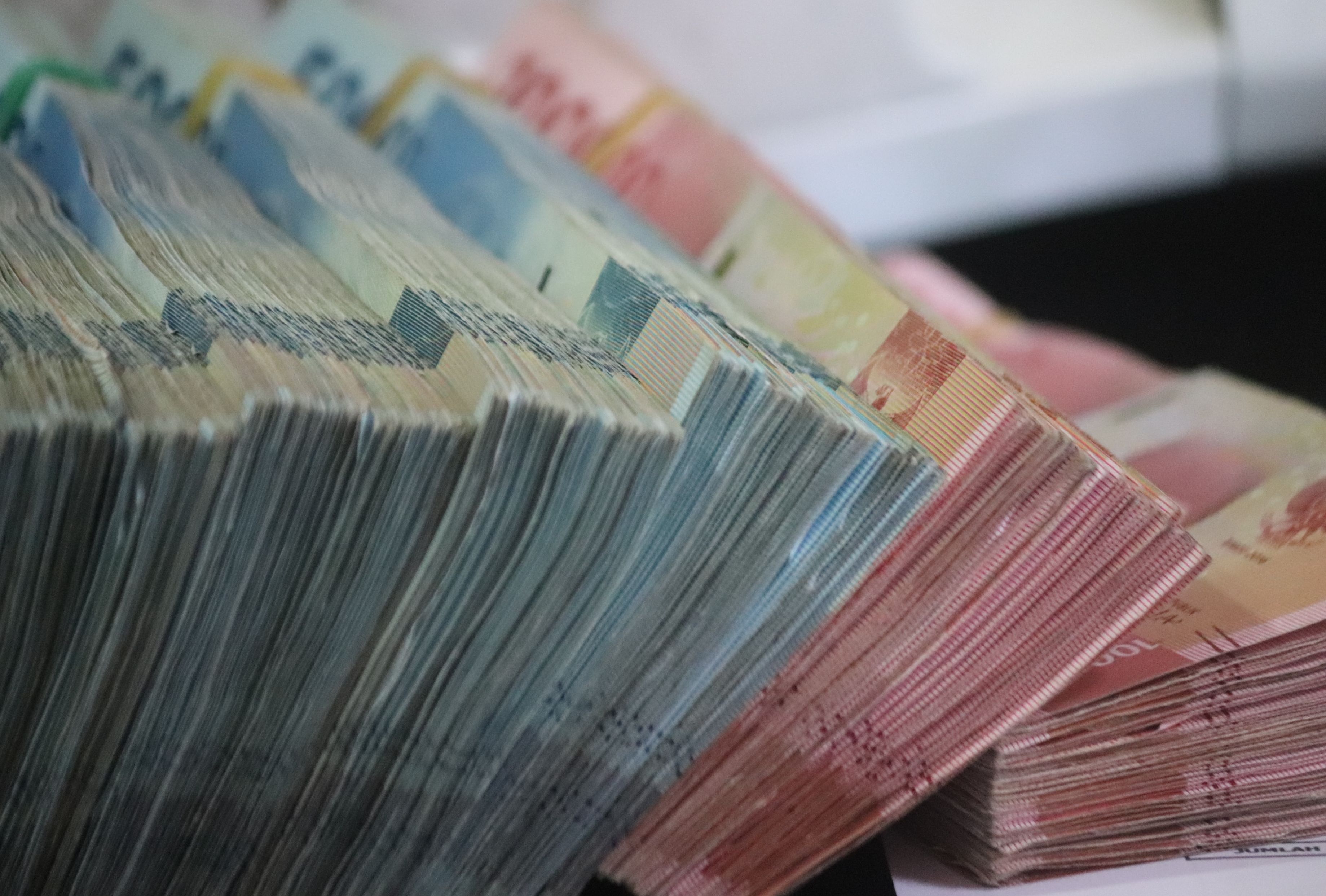 Uang Yang Beredar Pada November Cukup Tinggi Capai Rp6 817 5 Triliun Karawang Post