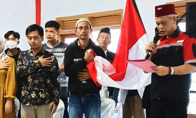  Anggota NII Garut Kembali ke Pangkuan NKRI, Bai’at Dipimpin  Anton Charliyan dan KH Ceng Mujib 
