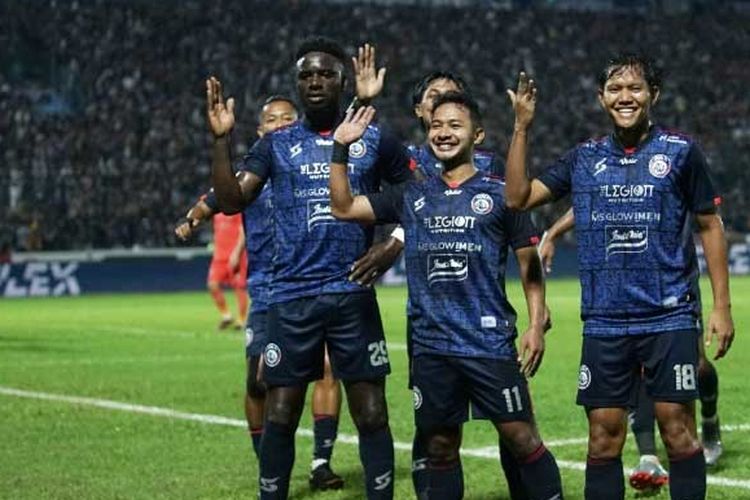 Arema FC Juara Piala Presiden 2022 - Sudut Batam