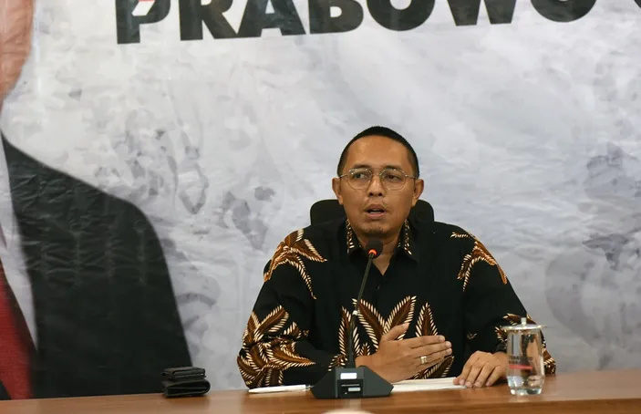 Kepala Kantor Komunikasi Kepresidenan, Hasan Nasbi.