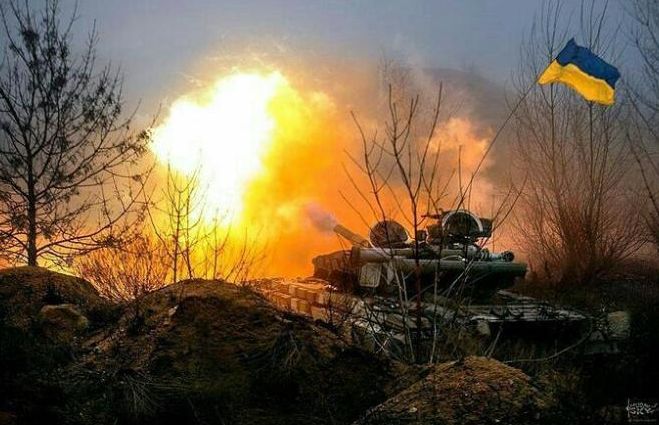 Hal tersebut menunjukkan bahwa klaim Barat tentang kepedulian terhadap perdamaian dan masa depan Ukraina adalah kebohongan