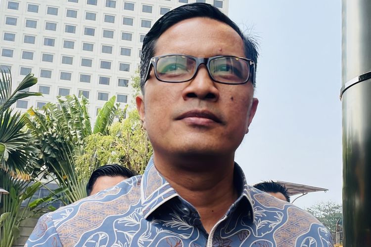 Respons Febri Diansyah Usai Dicekal ke Luar Negeri oleh KPK