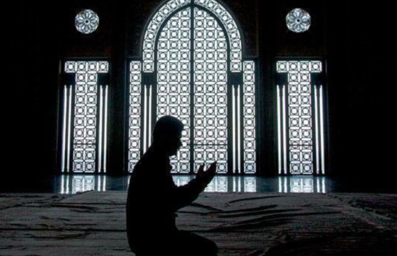 Teks Kultum Ramadhan Singkat Dengan Tema Shalat Sebagai Tiang Agama
