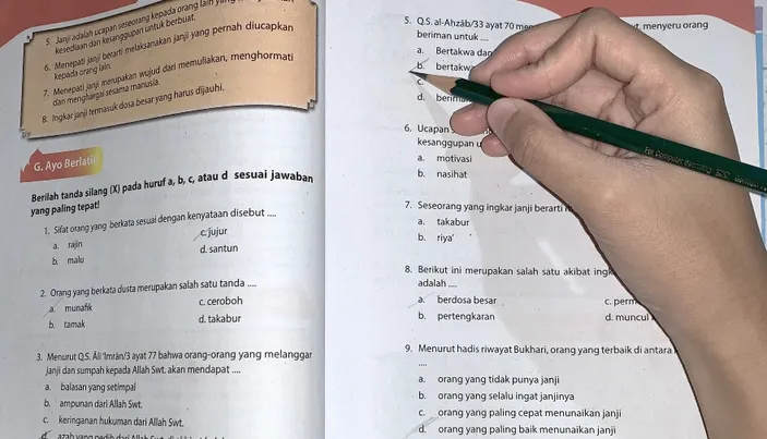 Kunci Jawaban PAI Kelas 9 Halaman 38 Dan Pembahasannya Yang Jelas ...