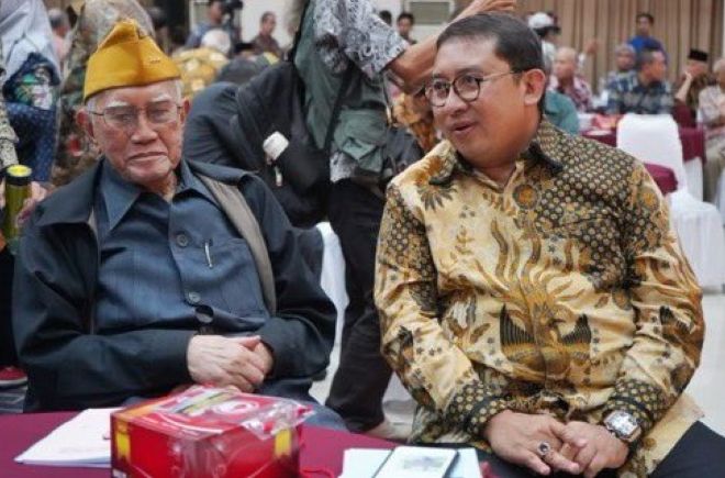 Fadli Zon bersama Letjen TNI (Purn) Sayidiman Suryohadiprodjo