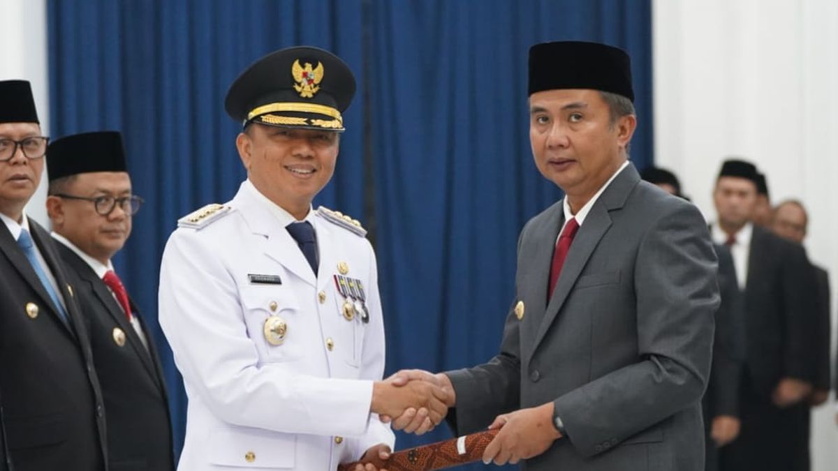 A koswara jadi pj wali kota bandung bey machmudin tekankan sejumlah amanat