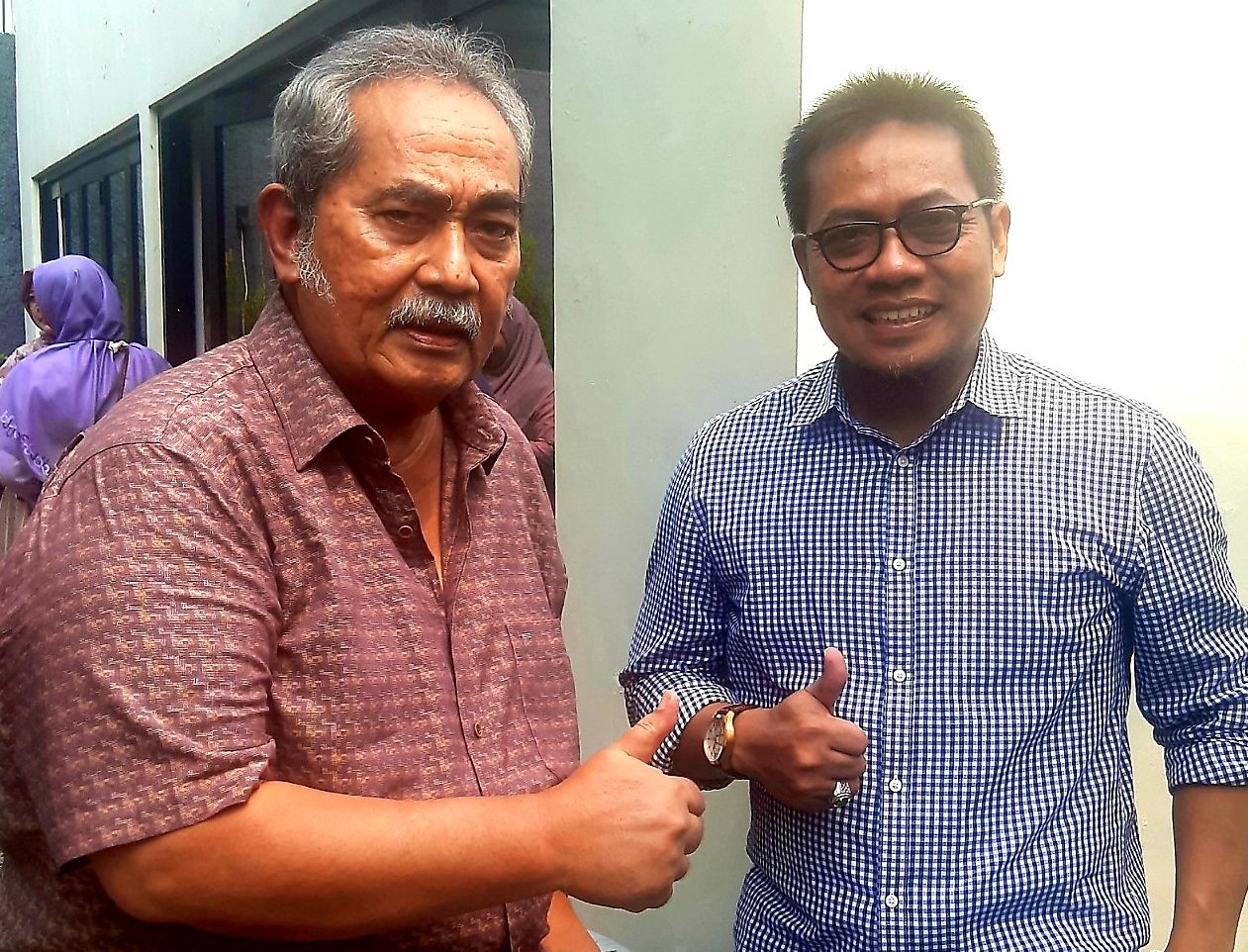 Wakil Wali Kota Banjar 2013-20218, H.Darmadji Prawirasetia (kiri) bersama Sulyanati (kanan) di sebuah RM Makan Kota Banjar baru-baru ini.