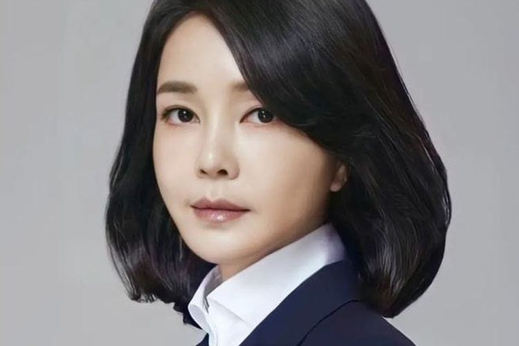 Profil dan Biodata Kim Kun Hee, Istri Presiden Korea Selatan yang ...