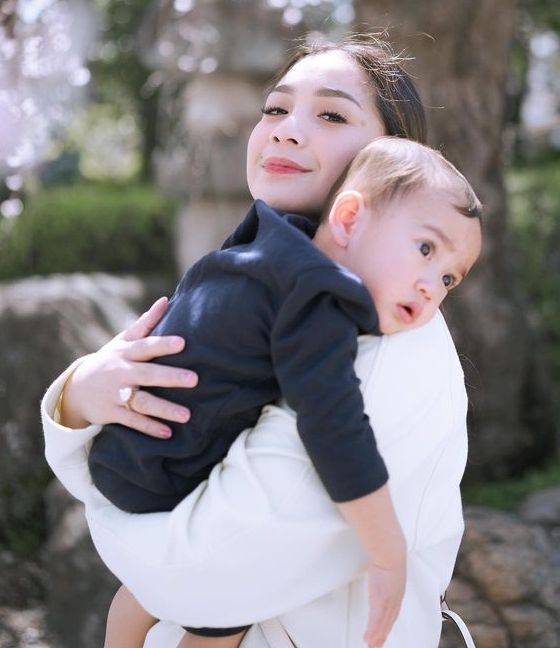 Rayyanza Manja ke Gigi di Tengah Gosip Raffi Ahmad Mimi Bayuh, Netizen: Cipung Tau Mamanya Lagi Sedih