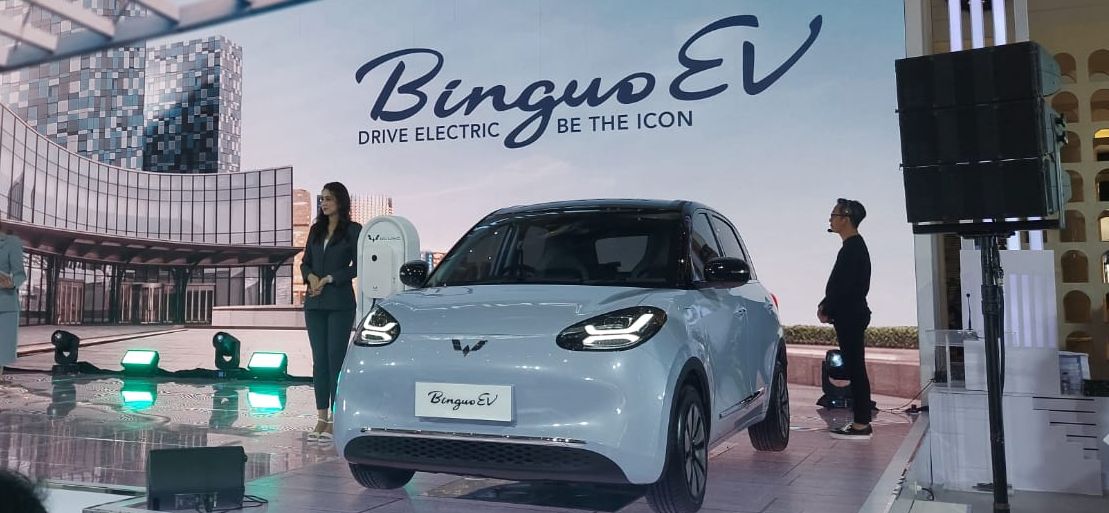 Wuling Binguo EV resmi diluncurkan pada Jumat 15 Desember 2023 dengan harga mulai Rp350 jutaan 