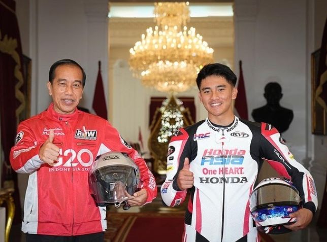 Mario Aji, pembalap asal Indonesia yang siap bertanding di MotoGP Mandalika 2022 di kelas Moto3.