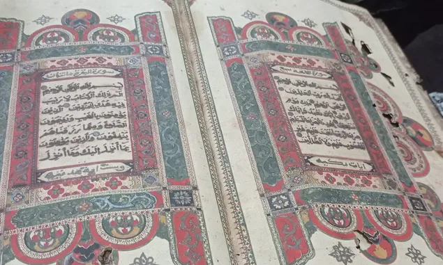 Mushaf Al Quran tulisan tangan berusia 200 tahun di Sinjai dan Bone