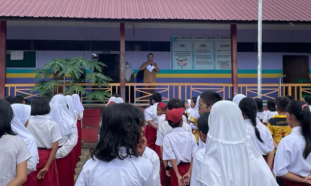 Sosialisasikan KLB DBD, Tim Datangi Sejumlah Sekolah Dasar di Sanggau