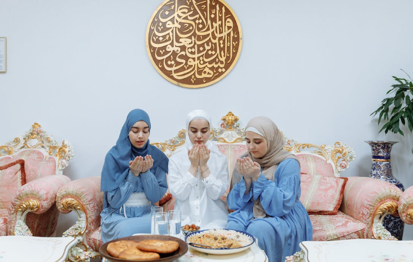Ilustrasi. Berikut ini tips mengajari anak puasa Ramadhan