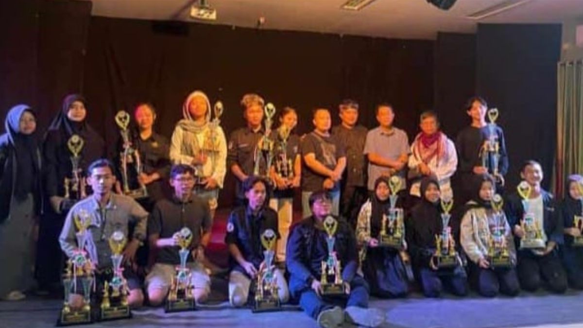 UKM Teater GBB Banten Pendidikan Seni Pertunjukan Untirta Gelar