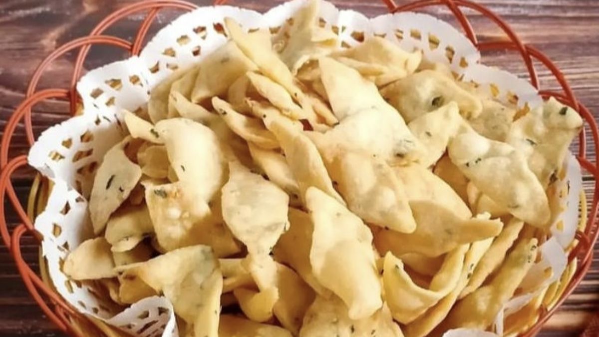 Anti Gagal Ini Dia Resep Membuat Kue Bawang Super Renyah Untuk Lebaran