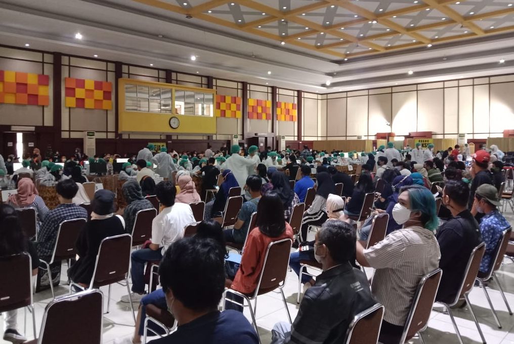Suasana gelaran vaksinasi massa Covid-19 di Kampus Itenas, Jalan. P.H.H Mustopha, Kota Bandung, Jumat, 23 Juli 2021./dok.istimewa