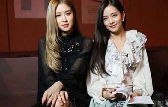 Simak langkah menggunakan skincare untuk mendapatkan hasil kulit 'glass skin' ala idol K-pop.