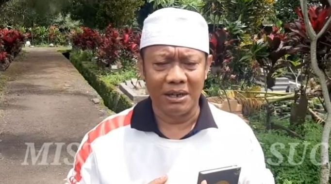 Yosef Subang  beberkan  soal keberadaan nasi goreng dan makanan terbungkus alumunium foil di rumah TKP  kasus pembunuh  ibu dan anak di Subang yang ditemukan penyidik ke Anjas di Thailand