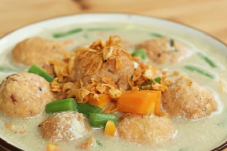 Resep Opor Ayam Kuah Susu Serta Cara Pembuatannya Cocok Untuk Menu