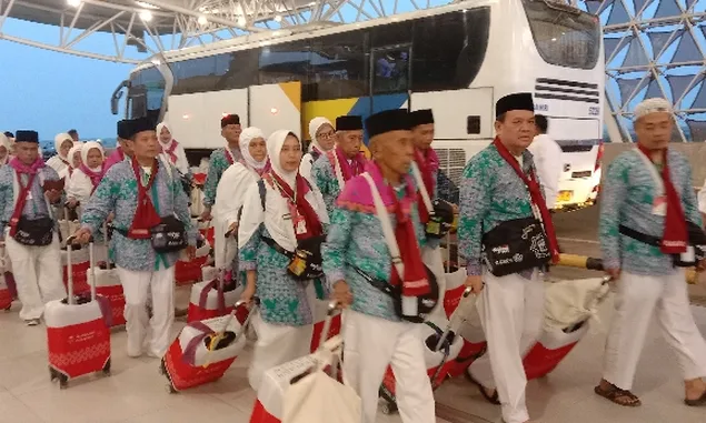 Jemaah Haji 2023 Kloter Pertama Embarkasi Kertajati Terbang Malam Ini