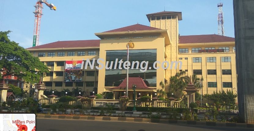 Gedung Mabes Polri di Jalan