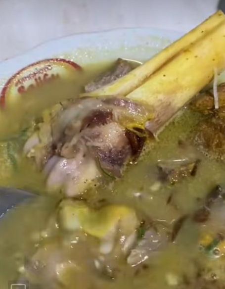 Inimi Sop Kikil dan Konro Paling Enak Se Kota Makassar, Pernah Coba?