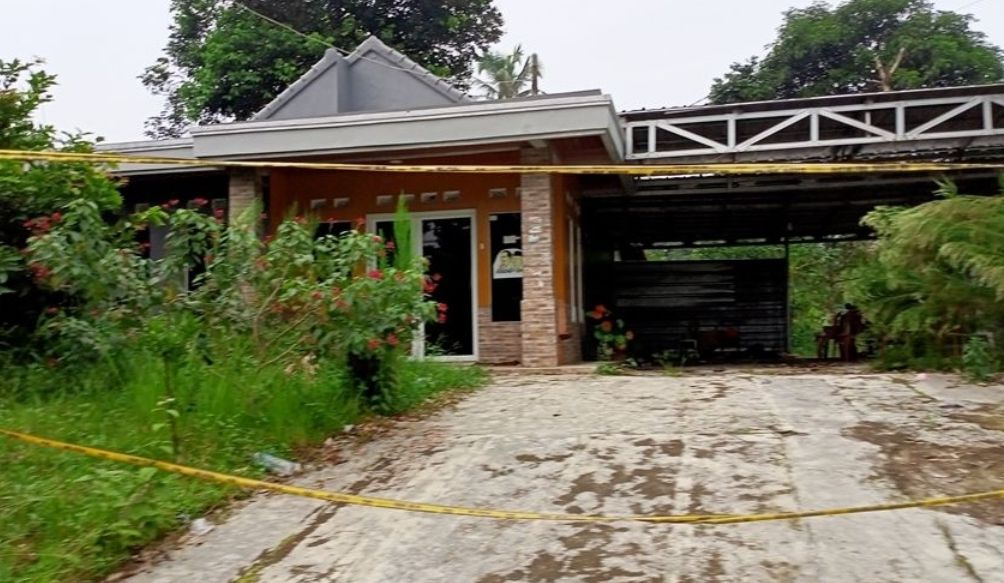 Suasana rumah Tempat Kejadian Perkara (TKP) kasus pembunuhan Subang. 