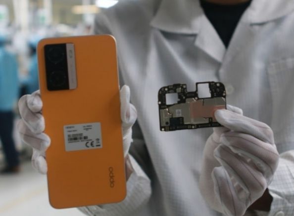 Modus Oknum Bea Cukai Korupsi Kasus Pendaftaran IMEI HP, Raup Uang hingga Miliaran Rupiah   /