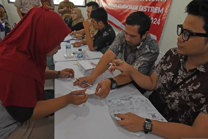 Bansos Jadi Alat Politik, Si Miskin Cuma Diperalat Menangkan Pemilu ...