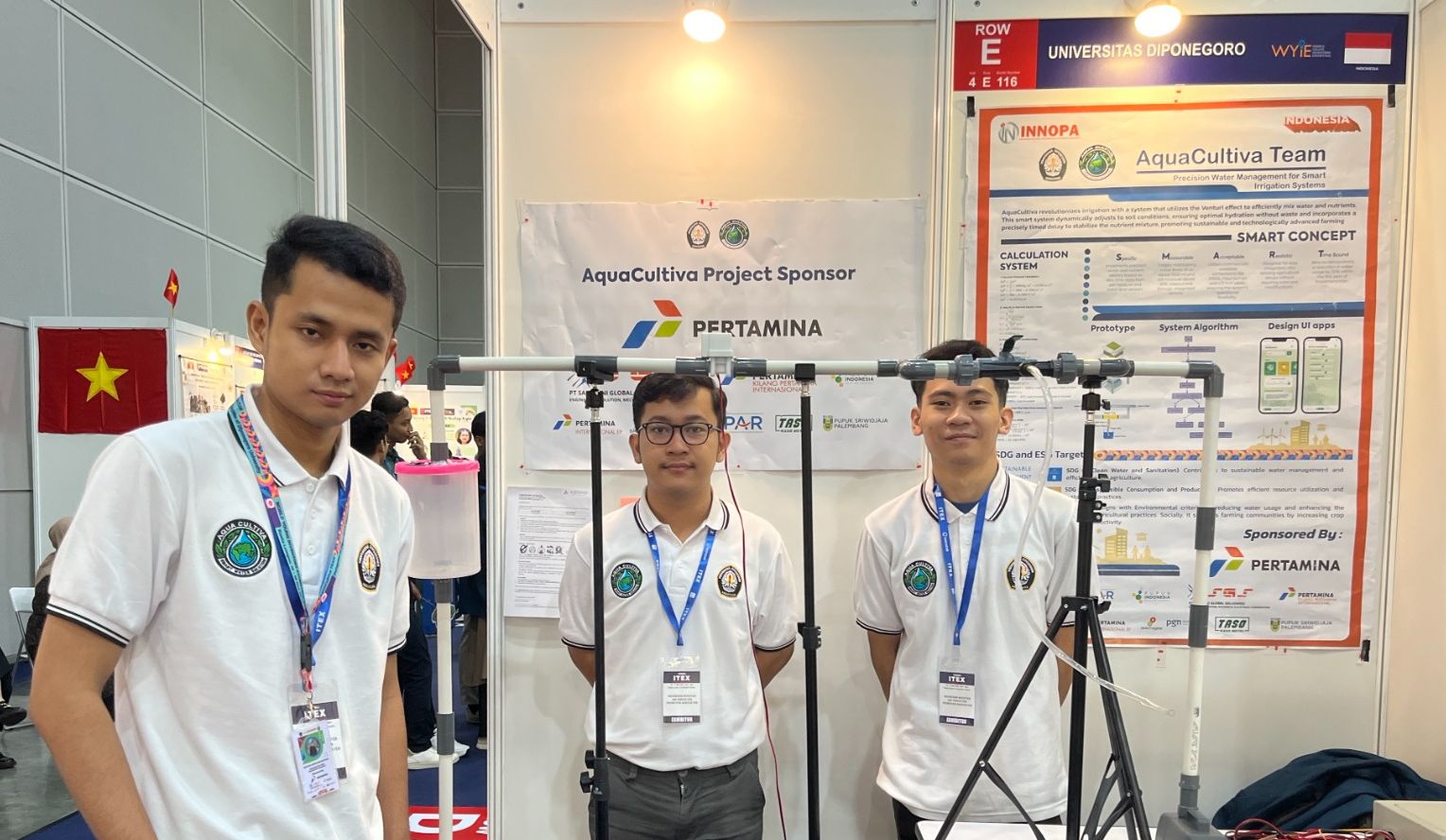 Tiga mahasiswa jurusan Teknik Elektro Universitas Diponegoro atau Undip Semarang, meraih penghargaan internasional inovasi bidang Irigasi dan Nutrisi Pertanianya.