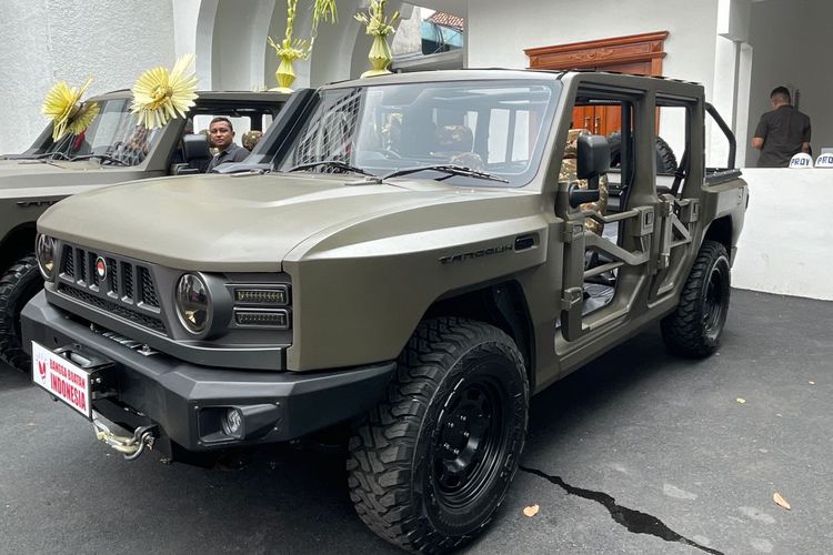 Spesifikasi Maung, Mobil Taktis Buatan Pindad Yang Dipakai Prabowo ...