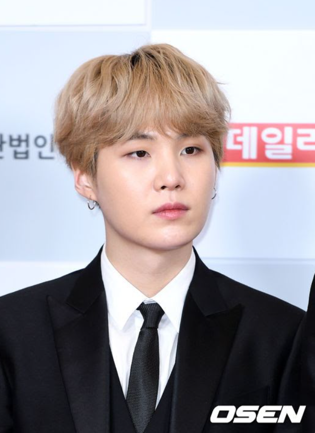 Sedih Banget, Suga Minta Maaf kepada Semua Member BTS dan ARMY setelah