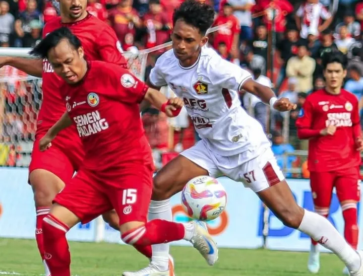 Drama Diujung Tanduk! Ini 3 Skenario Semen Padang Selamat dari ...