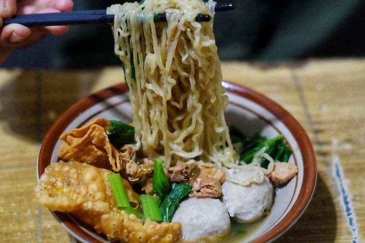 7 Rekomendasi Mie Ayam Terenak Di Bogor Tempatnya Selalu Diserbu