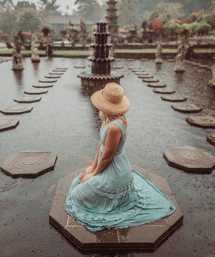 Foto tempat wisata Tirta Gangga di Karangasem, Bali.
