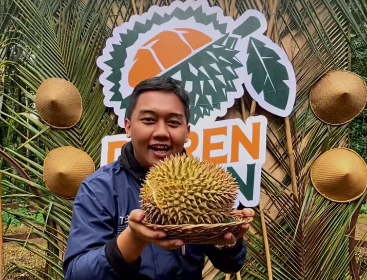 Nikel Muhammad S.Par di event Durian Tiban Banjarnegara, Harga Durian Rp 5 Ribu Dipadati 7 Ribu Pengunjung