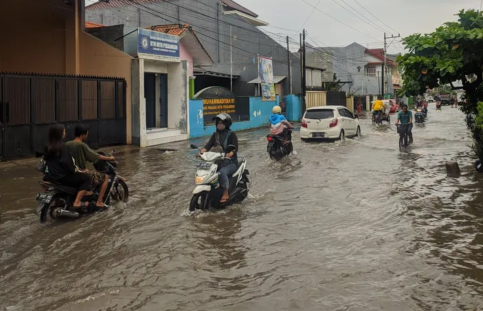 Waspada Banjir Rob Terjang Pesisir Jakarta Pada 8 12 Mei 2024 Bpbd