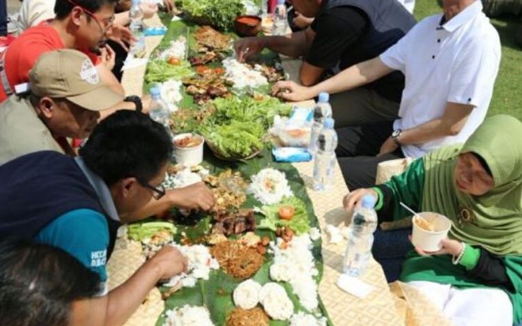 Masyarakat Sunda punya tradisi munggahan untuk menyambut datangnya bulan suci Ramadhan