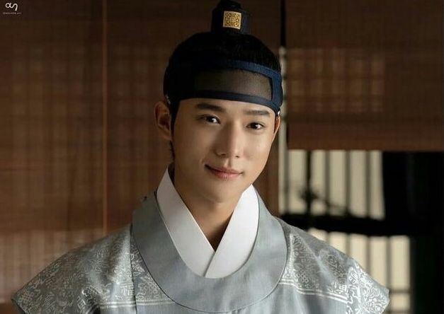 Moon Sang Min ungkap kesannya bintangi Under the Queen's Umbrella berperan sebagai Pangeran Agung Seongnam dalam drama 'Under The Queen's Umbrella'