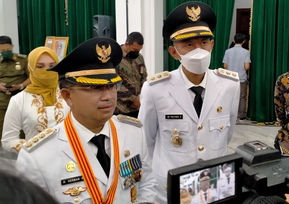 Gubernur Jabar Lantik Herman Suherman dan Tb Mulyana Syahrudin Jadi Bupati dan Wakil Bupati Cianjur