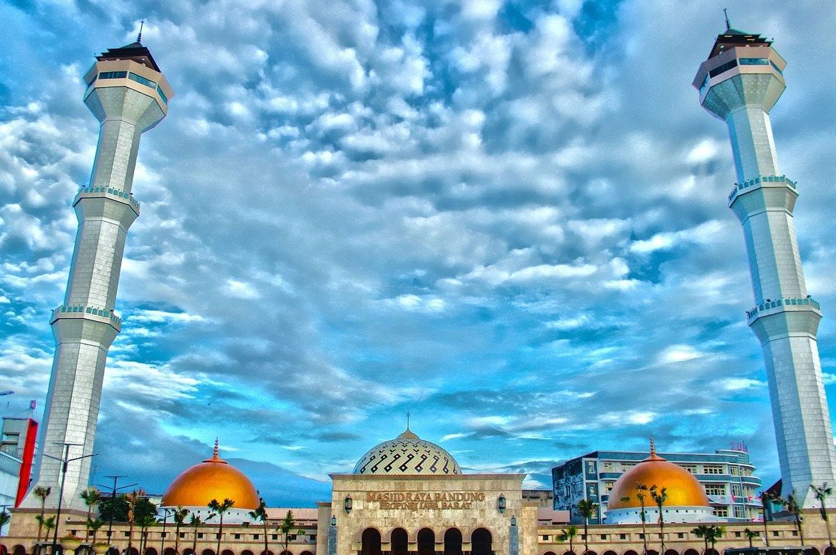 JADWAL IMSAK Dan SHOLAT Hari Ini 8 April 2022 Wilayah Kota Bandung ...