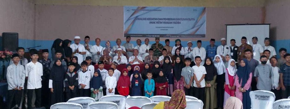 Yayasan Yatim Dhuafa Insan Barokah menggelar acara sosialisasi dan santunan rutin kepada puluhan anak yatim di Aula KUD Kecamatan Talaga Kabupaten Majalengka Jawa Barat 